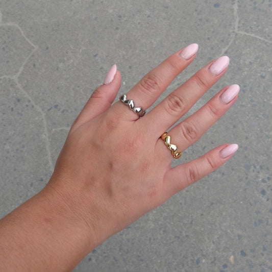 Anillo de corazones ajustable chapa de oro