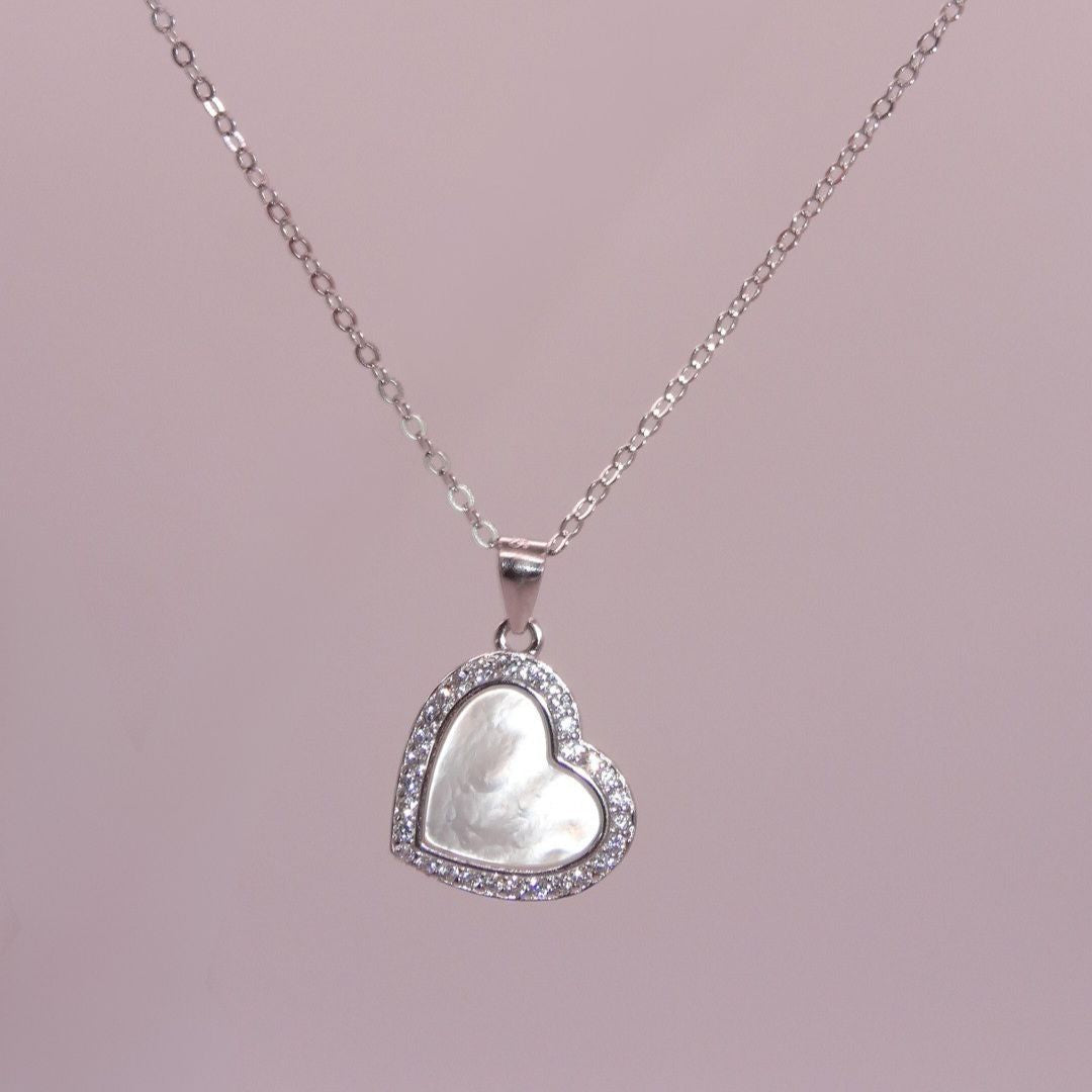Collar corazón perla madre con zirconias