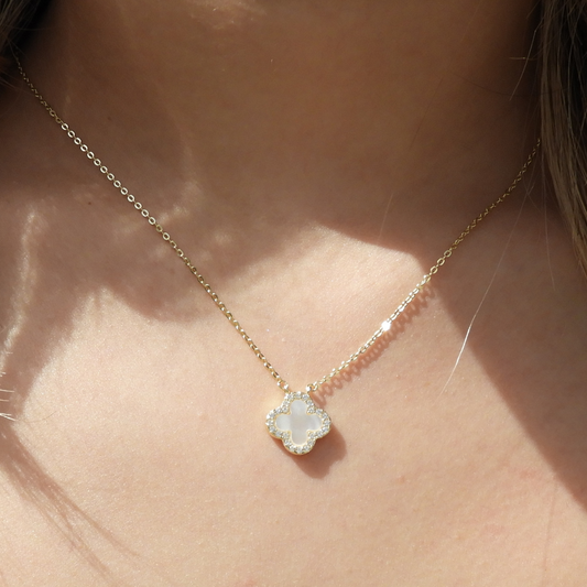 Collar Trebol Dorado