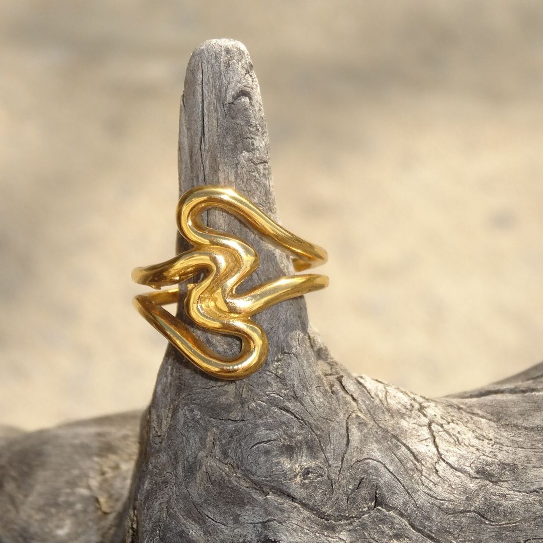 Anillo corazones irregulares dorado