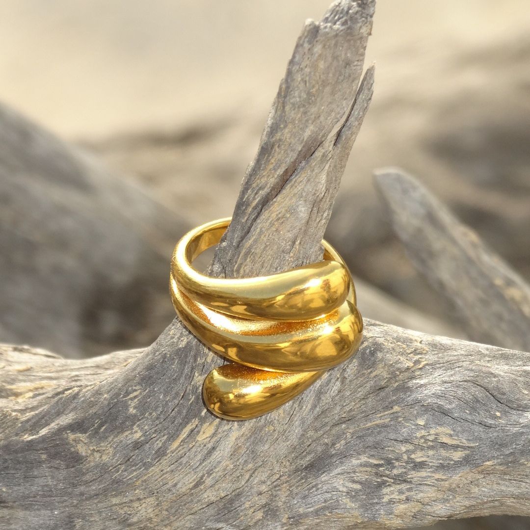Anillo triple dorado