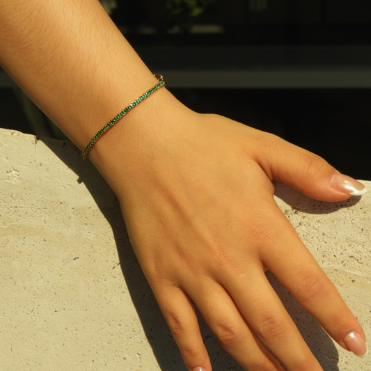 Pulsera verde de plata chapada en oro 18k con zirconias